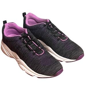 NIB Propet Stability Fly Women's Berry/Black Orthotic Friendly Sneaker Sz 9 N